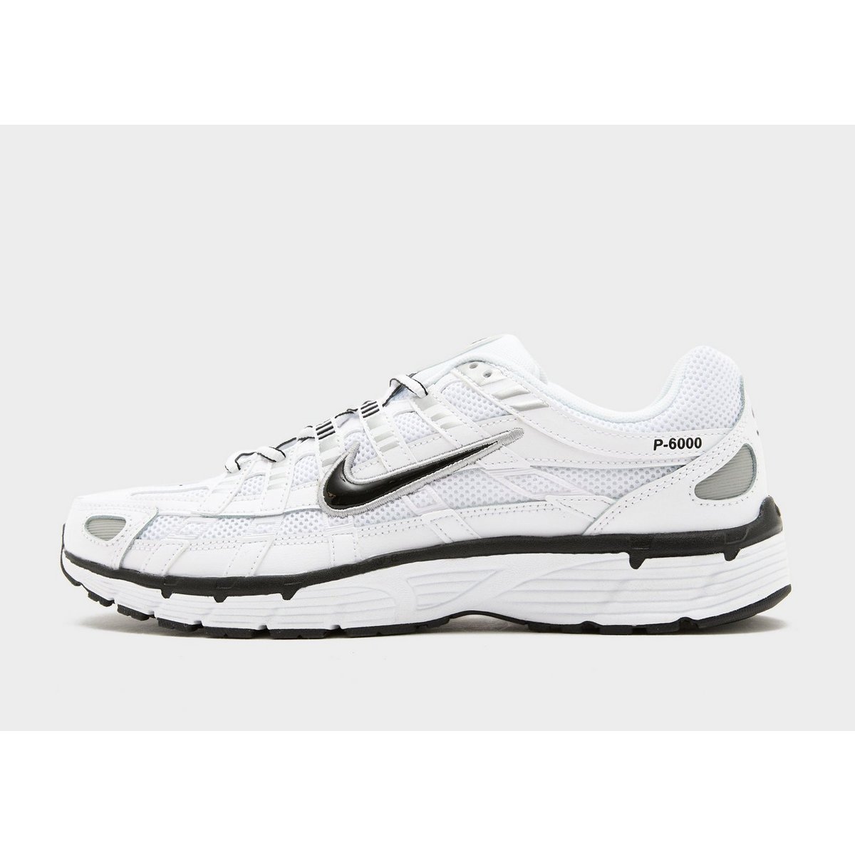 Nike Schoenen P-6000