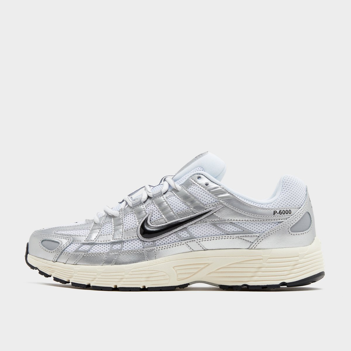 Nike Schoenen P-6000