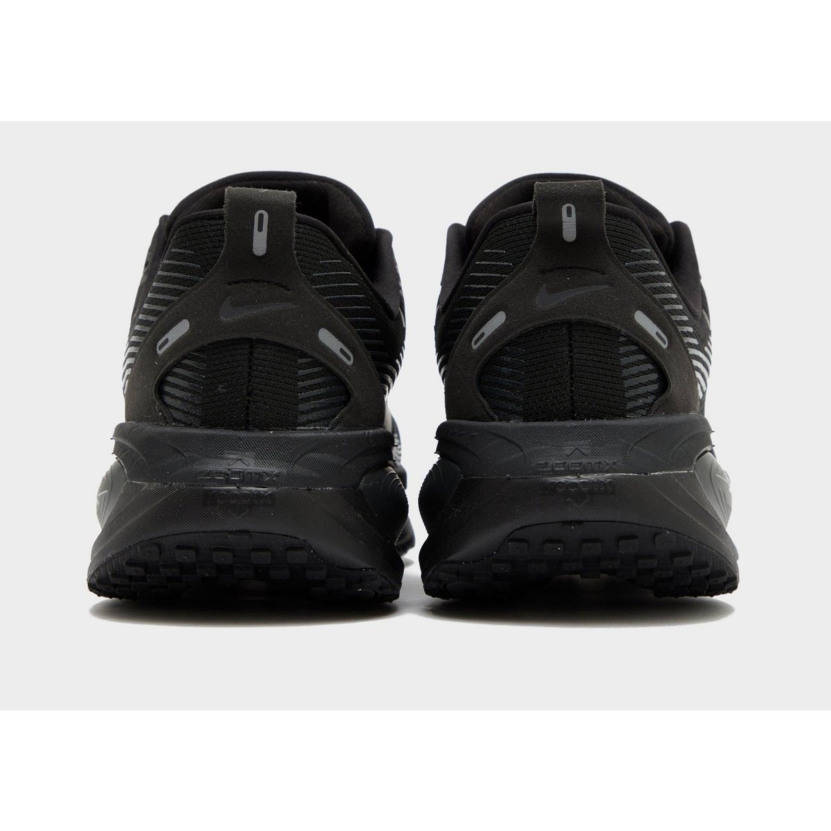 Nike Hardloopschoenen voor heren (straat) Vomero 18 — foto 3 van 6