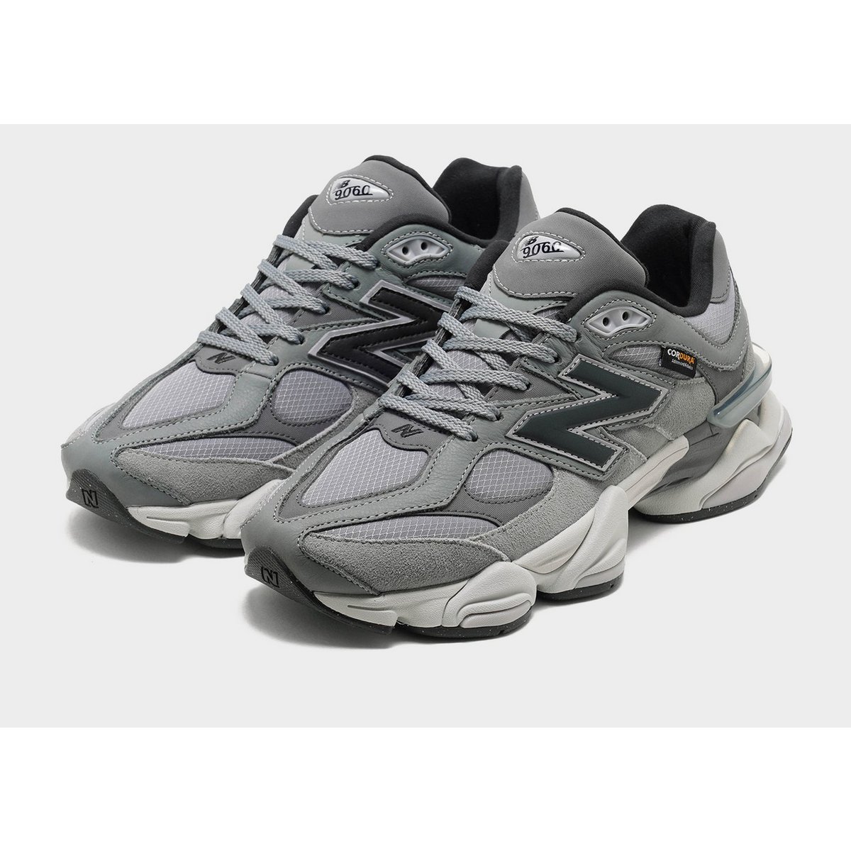 New Balance 9060 — foto 2 van 6