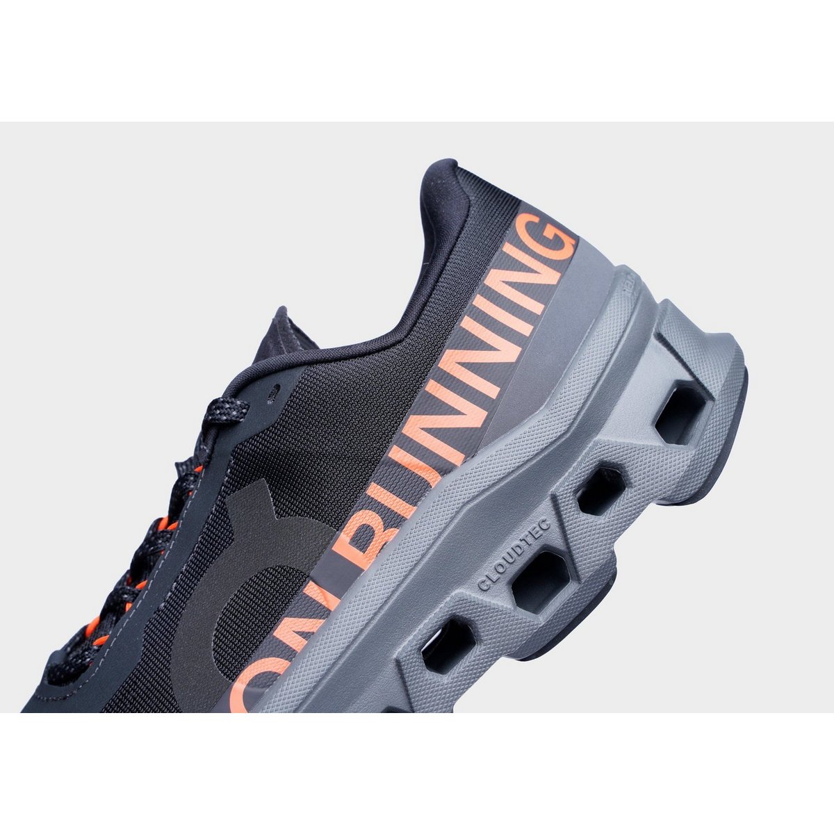 On Running Cloudmonster — foto 4 van 6