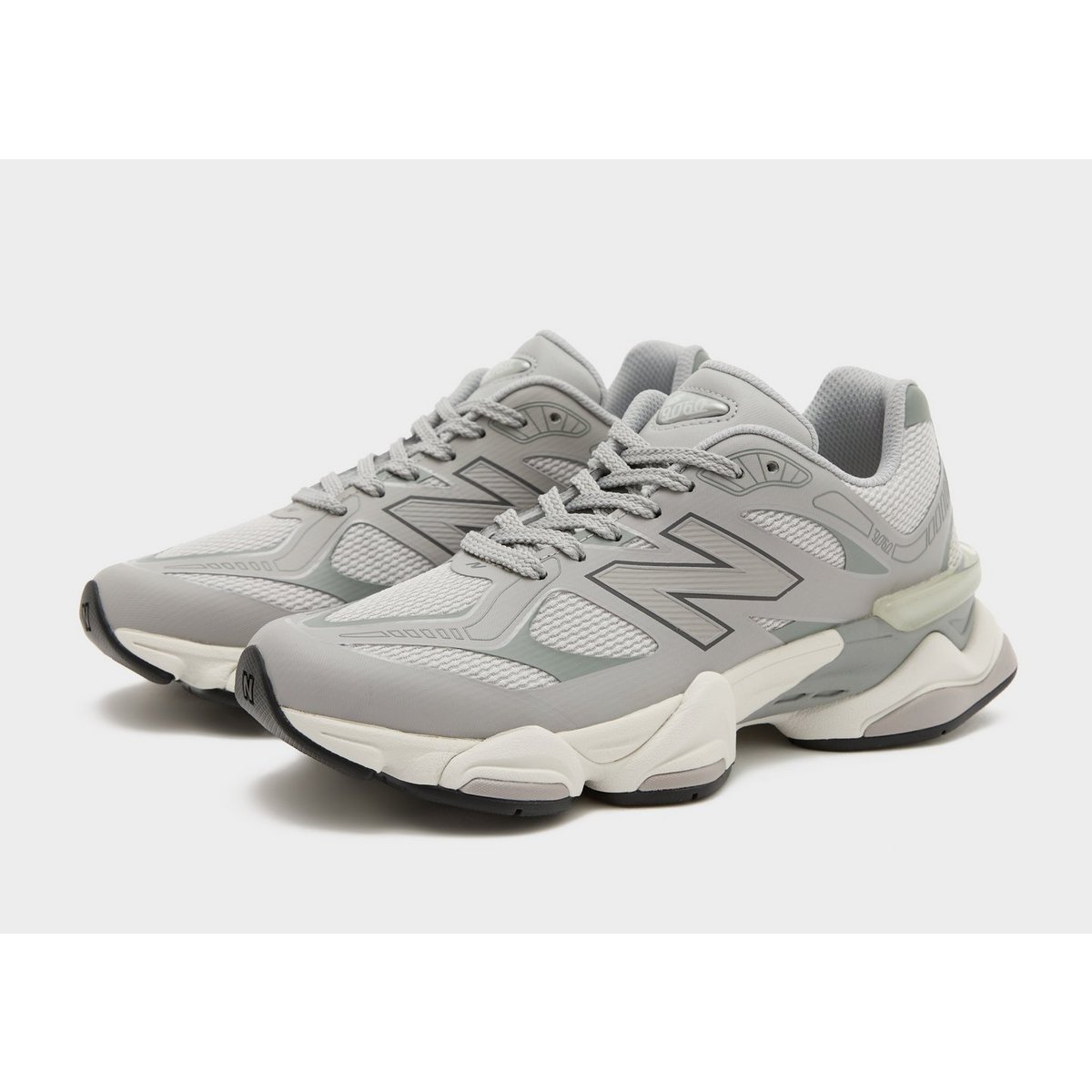 New Balance 9060 Dames — foto 2 van 6