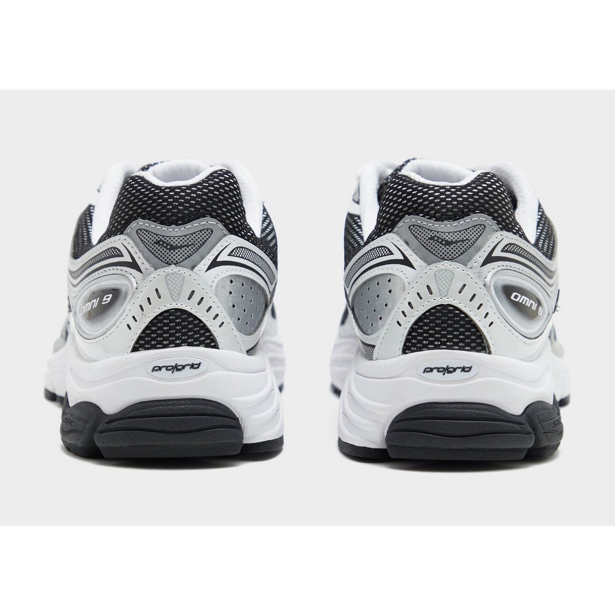 Saucony ProGrid Omni 9 OG — foto 3 van 6