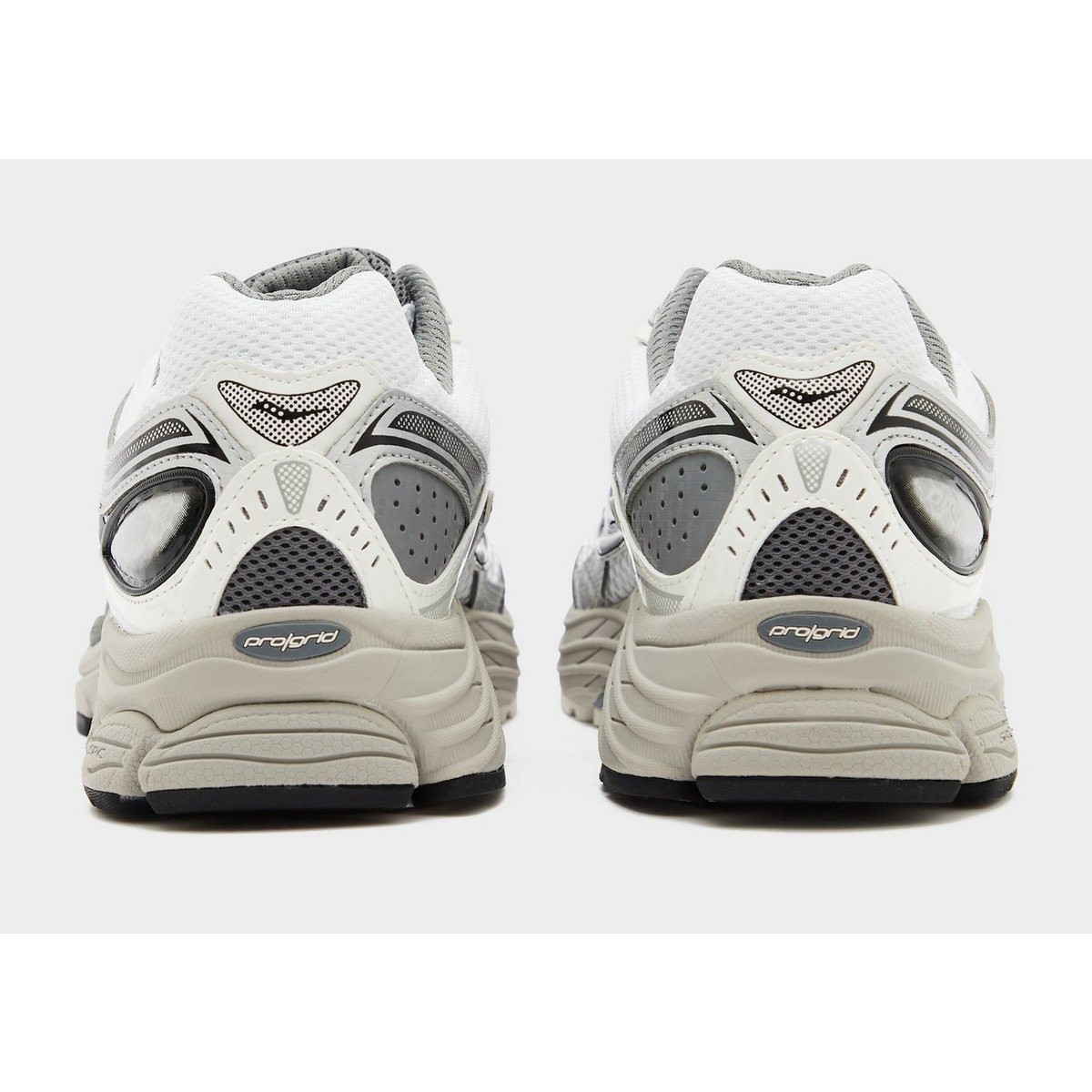Saucony ProGrid Omni 9 OG — foto 3 van 6