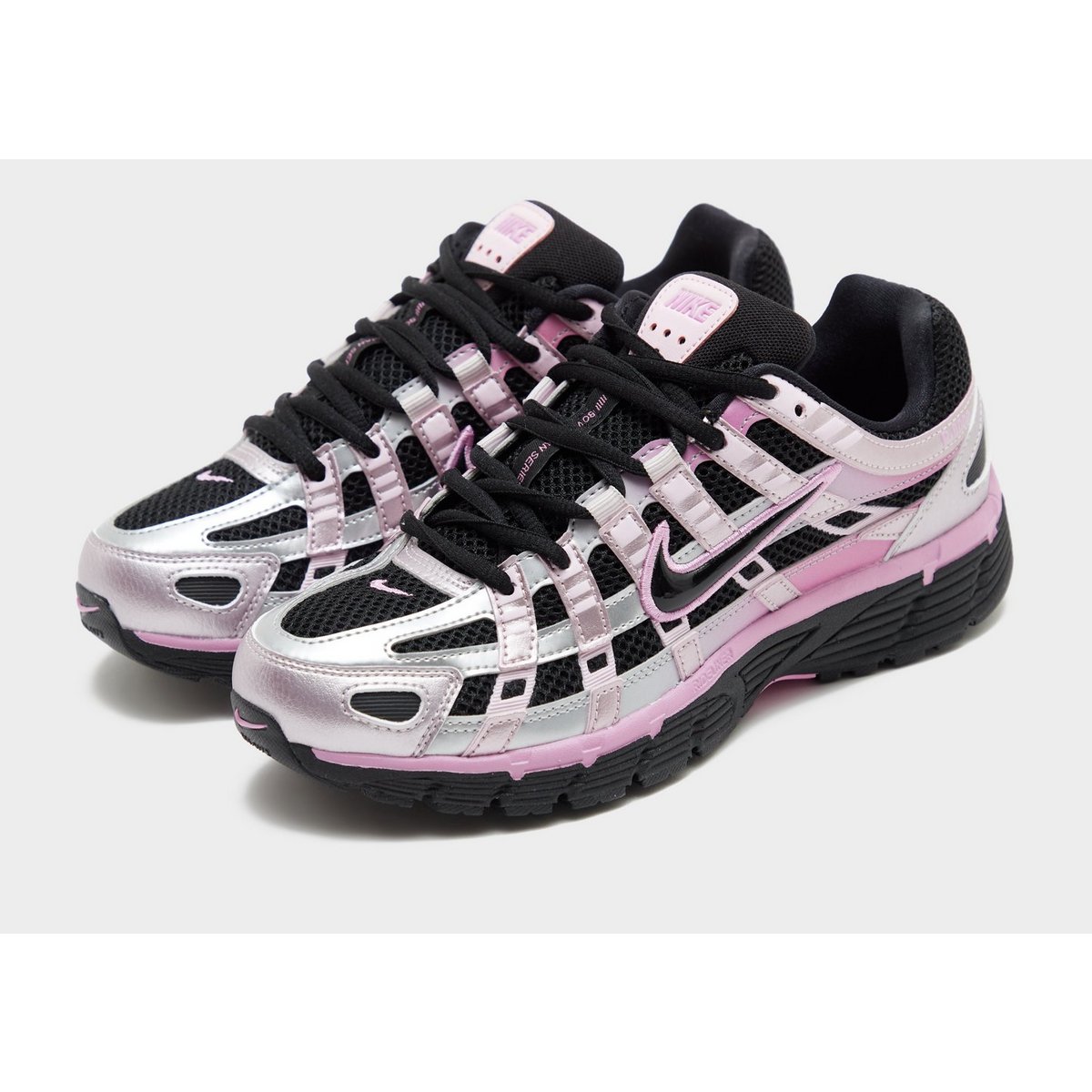 Nike Women's Shoes P-6000 — foto 2 van 6