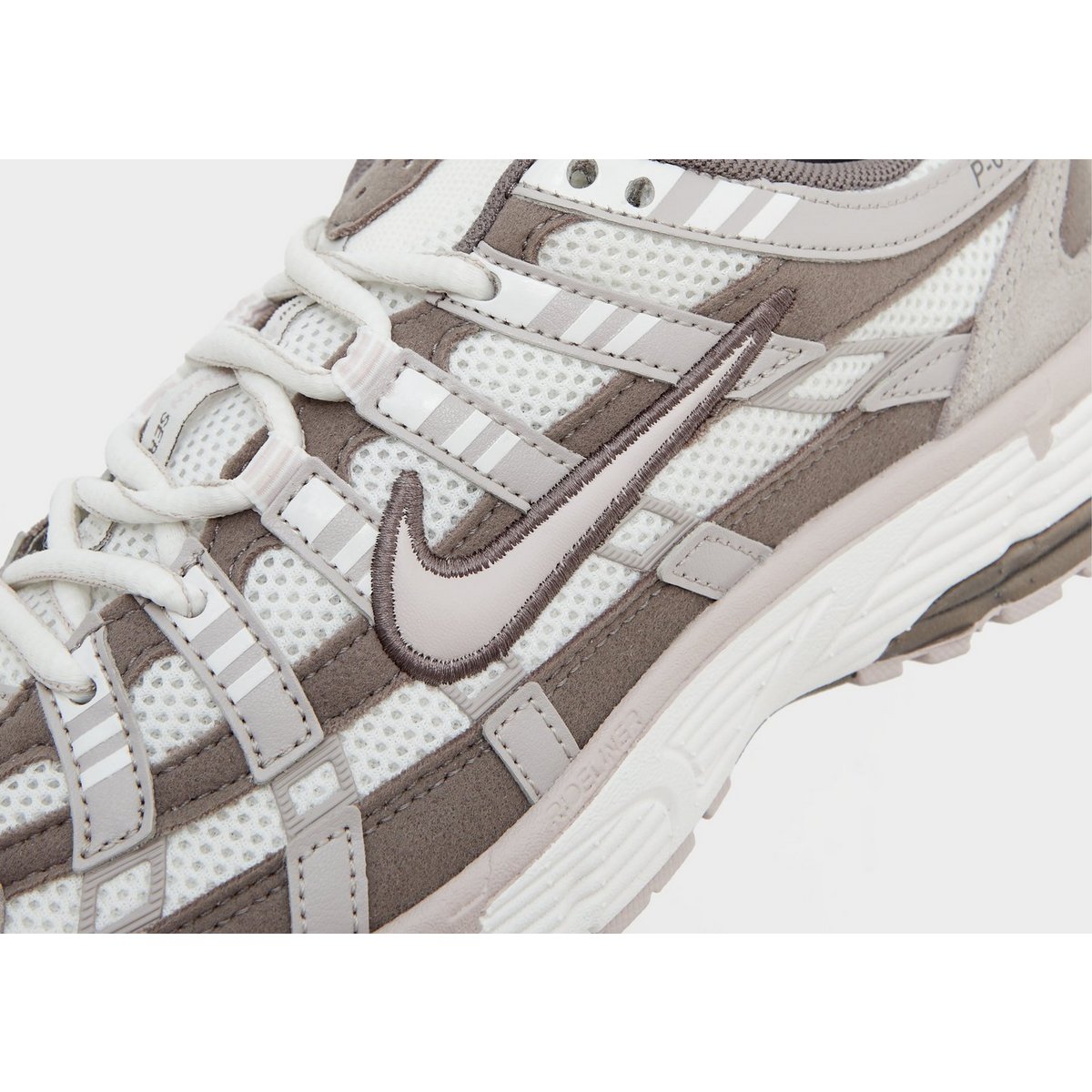 Nike Damesschoenen P-6000 — foto 4 van 6