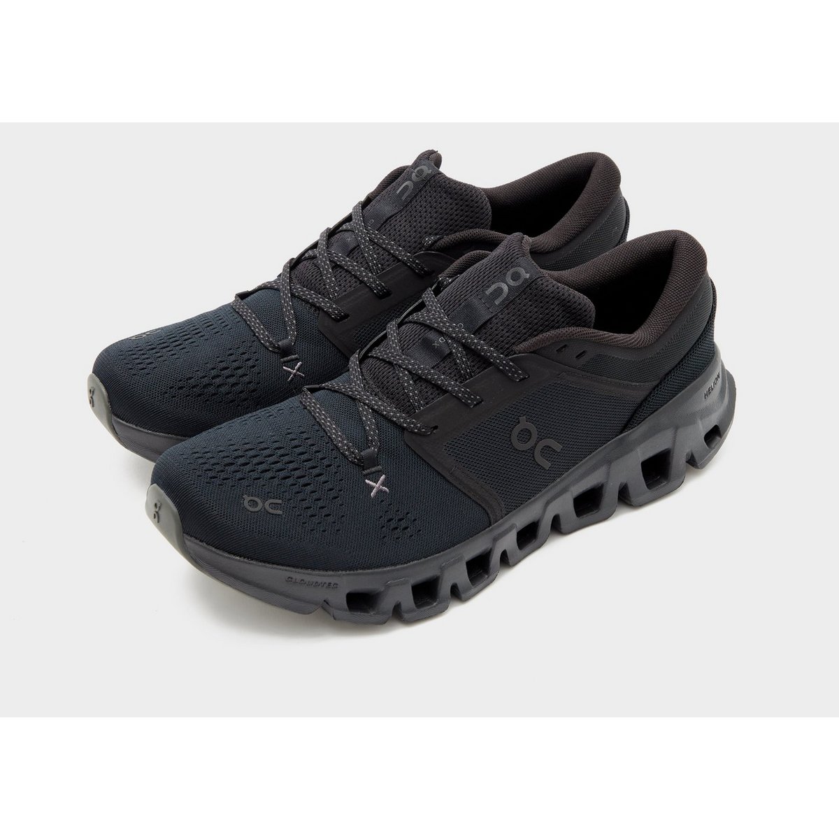 On Running Cloud X 5 — foto 2 van 6