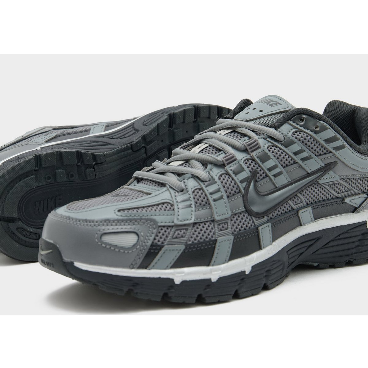 Nike Schoenen P-6000 — foto 4 van 6