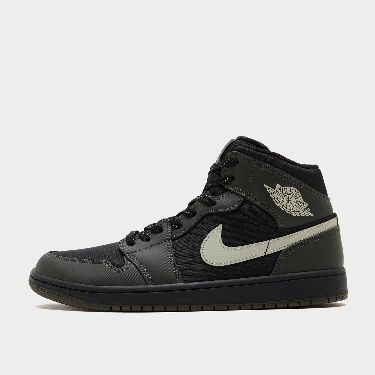 Jordan Air 1 Mid