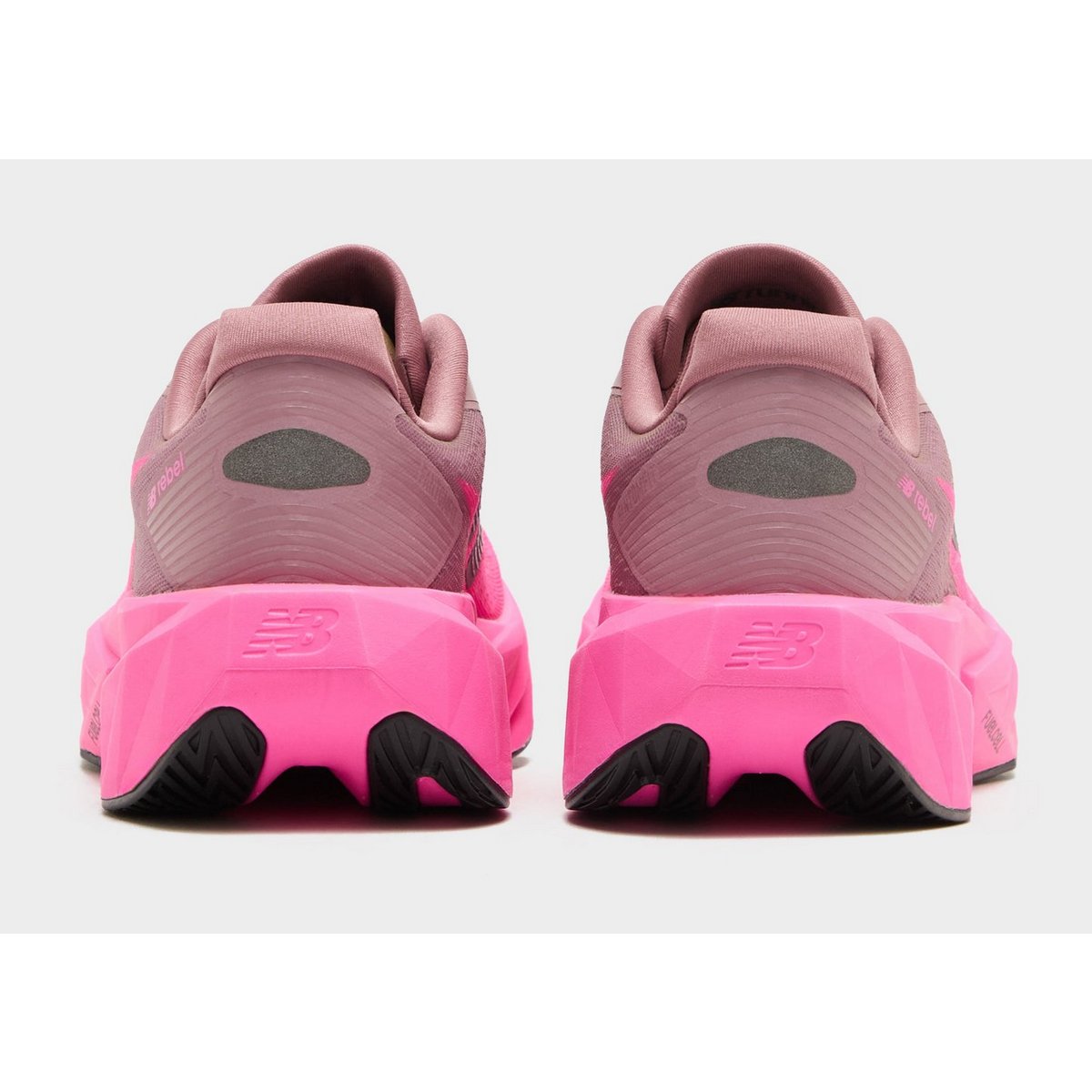 New Balance FuelCell Rebel v5 Women's — foto 3 van 6