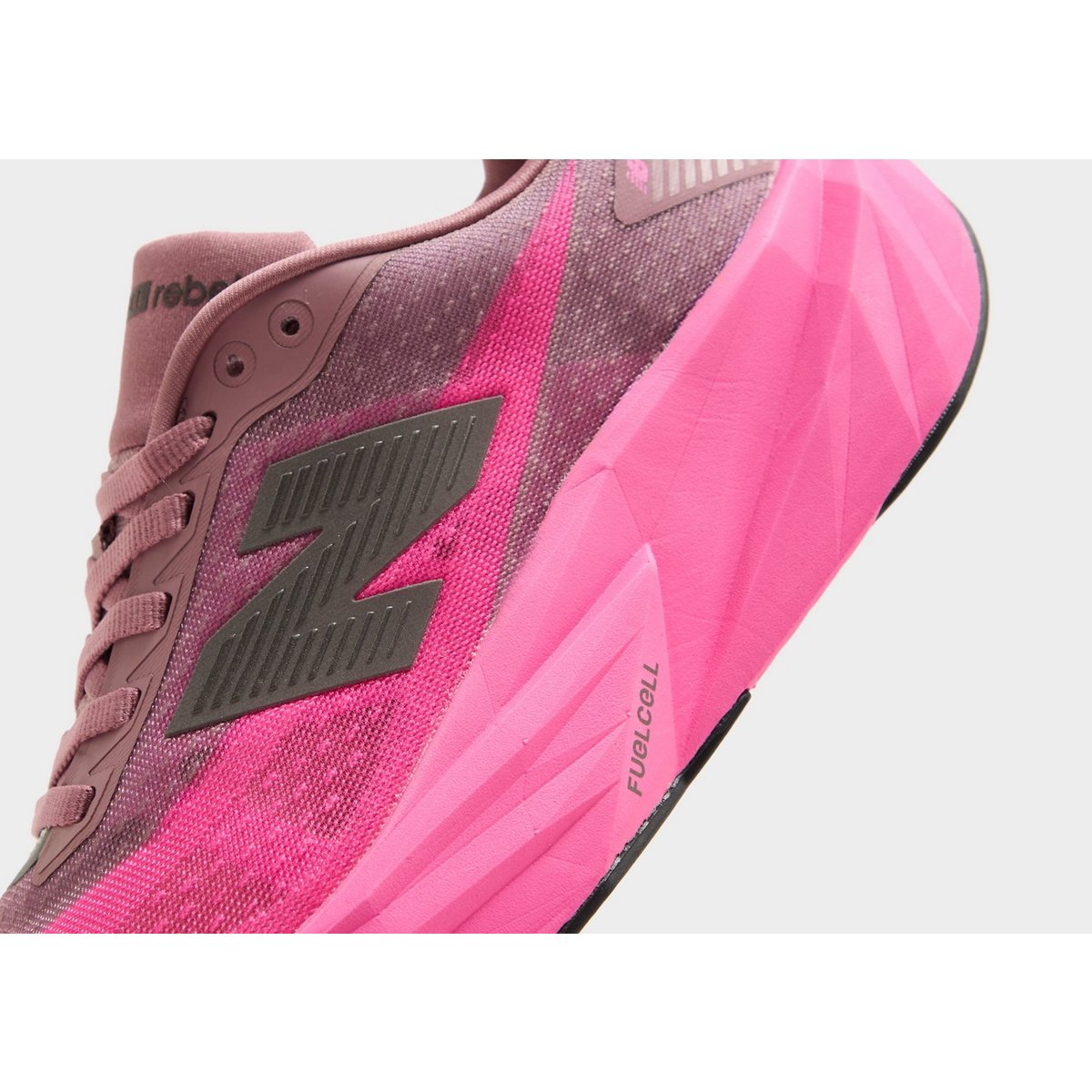 New Balance FuelCell Rebel v5 Women's — foto 4 van 6